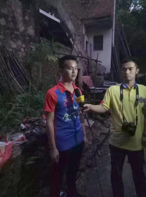 康健运动，，致力善举，，兴宁1xBET足球队好样的！