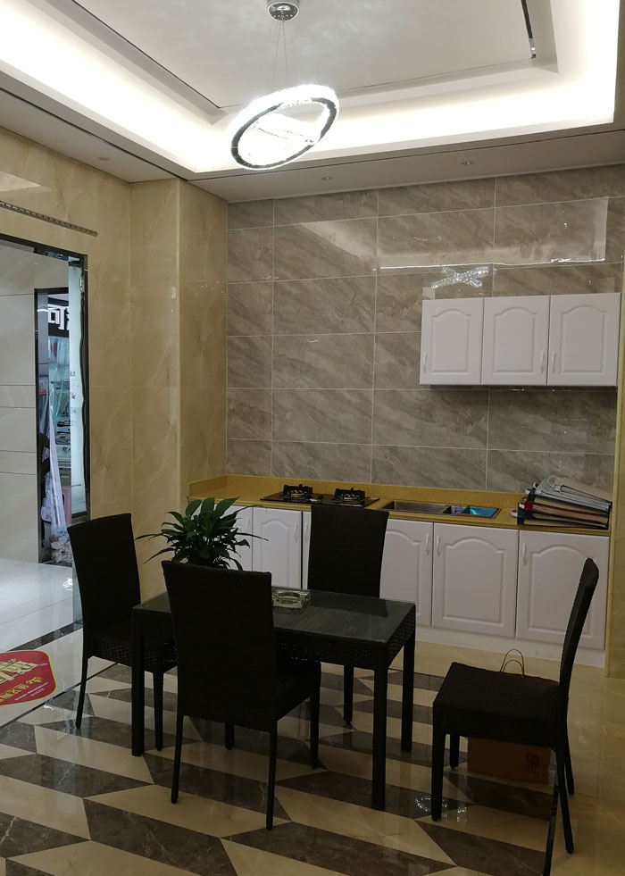 【实景案例】陶瓷一线品牌1xBET瓷砖重庆垫江200方专卖店鉴赏