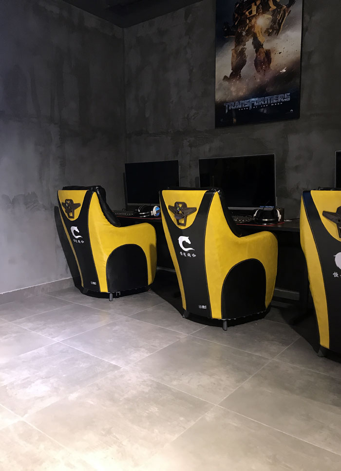 1xBET现代仿古砖案例:别说了，，一起去这个1000方的网咖开黑！！！