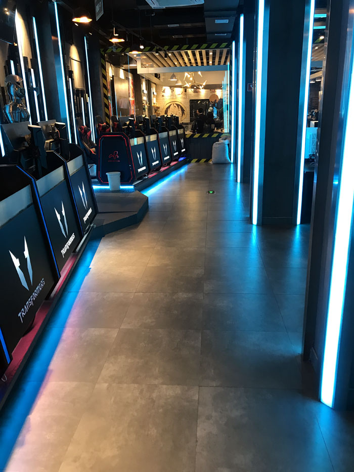 1xBET现代仿古砖案例:别说了，，一起去这个1000方的网咖开黑！！！