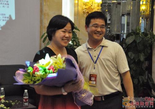 【媒体报道】中国陶瓷网：：以爱之名：：见证鈥溄裆袷澜鸢这