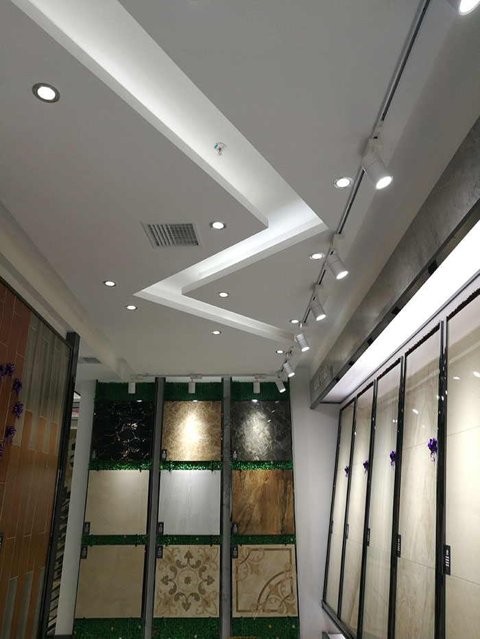 1xBET张家界专卖店