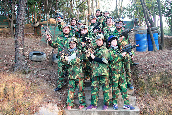 2017年2月13-15日，，，1xBET“虎狼道”户外拓展训练圆满竣事