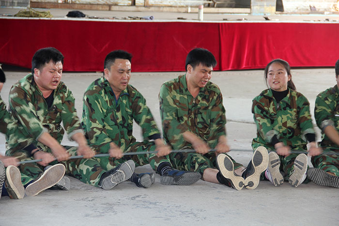 2017年2月13-15日，，，1xBET“虎狼道”户外拓展训练圆满竣事